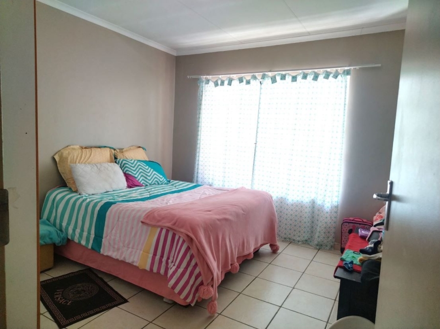 2 Bedroom Property for Sale in Rustenburg Central North West